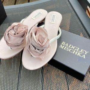 Badgley Mischa Blush Isabel size 8 1/2 Sandles